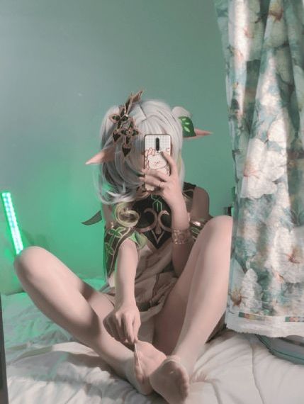 杨超越直播露出奶头_DVD高清在线
